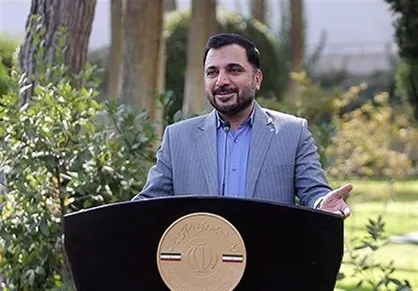 احتمال پرتاب اول از پایگاه پرتاب فضایی چابهار تا پایان سال / بسته ویژه اینترنت رایگان برای معلمان + فیلم