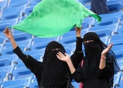 زنان عربستانی روز جمعه برای اولین بار به استادیوم می&zwnj;روند