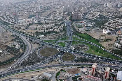 نامزد شهرداری تهران: دیگر زمان احداث بزرگراه&zwnj;ها و سازه&zwnj;های سنگین در تهران به پایان رسیده است!