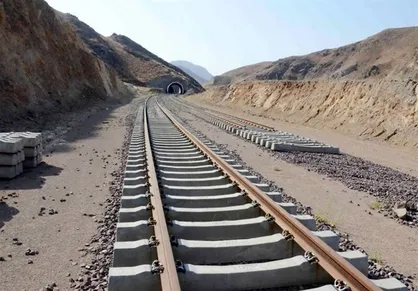 ۷۰ درصد مسائل فنی راه&zwnj;آهن رشت- آستارا از سوی روسیه نهایی شده است/ در صورت تعلل، منتظر روس&zwnj;ها نمی&zwnj;مانیم