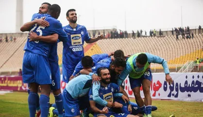 پرسپولیس ۲ پله سقوط کرد/ استقلال ۴۳ پله اوج گرفت!