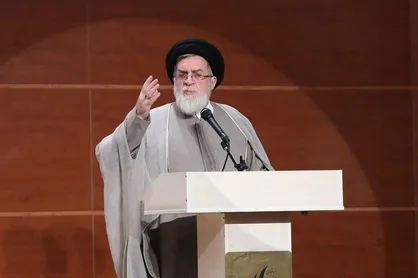پرداخت مطالبات سال ۹۵ خانواده معظم شهدا آغاز شد