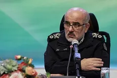 سردار سلیمانی: هر روز ۴۰ هزار گذرنامه و ۱۰۰ هزار برگه تردد موقت برای اربعین صادر کرده‌ایم