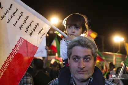 میراث داران ماندگار انقلاب ۵۷ در حضور گسترده شب ۵۷&zwnj;ام اجتماعات شبانه در سراسر ایران اسلامی+فیلم
