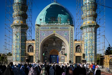 اقامه نماز عید سعید قربان در امام زاده محمد و سکینه خاتون (ع) در کرج