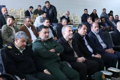 چراغ دهکده &laquo;امید و زندگی&raquo; در کرمان روشن شد / تعهد استاندار کرمان در خصوص نبودن معتادان از نوروز ۱۴۰۵ در معابر شهر