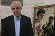 گفت‌وگوی اوحدی با خانواده‌های شهدای خان طومان / تجلیل از رشادت‌های شهدای مدافع حرم