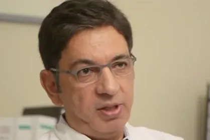 فرزند پروفسور سمیعی: منزلت پزشکان متخصص در ایران از آلمان بالاتر است