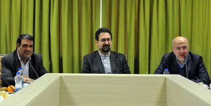 نشست هنرمندان و انجمن های ۱۰ استان با معاونت هنری