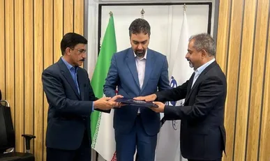 امضای تفاهم‌نامه همکاری برای توسعه زیست‌بوم فناوری و نوآوری در بم
