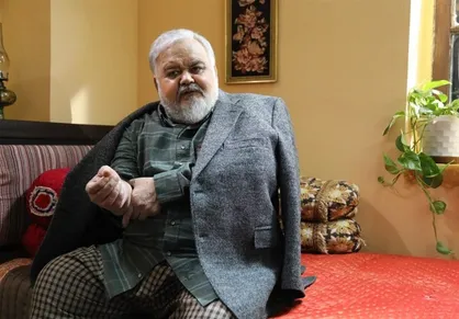 بازگشت اکبر عبدی به تلویزیون پس از بهبود از کرونا