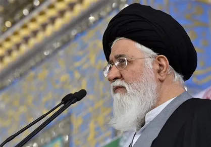 هر کشوری که با آمریکا مبارزه و سپس توبه کرد، جز ذلت و بدبختی ندید