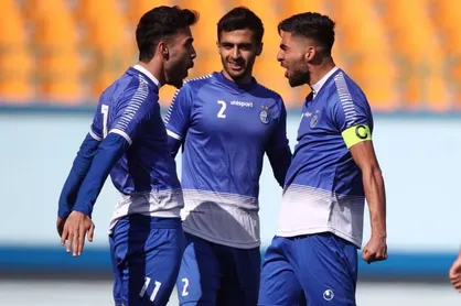 دربی امید&zwnj;ها به سود استقلال تمام شد