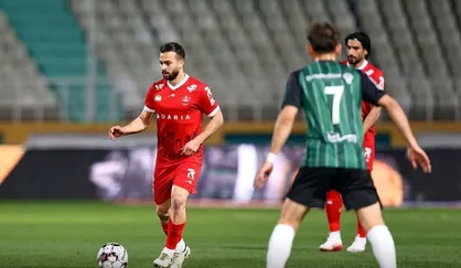 توتونچی : آقای سروش رفیعی ، هواداران پرسپولیس و مردم انتظار دارند در این شرایط کنار آنها باشی + فیلم