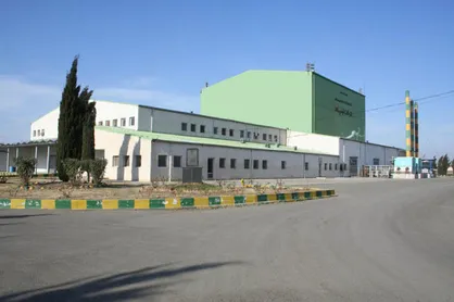 نیروی انتظامی از تجمع دانشجویان در شرکت کشت و صنعت مغان ممانعت کرد + عکس و فیلم