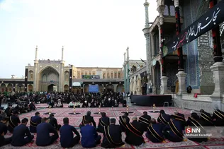 آیین تعویض پرچم حرم مطهر حضرت معصومه(س)