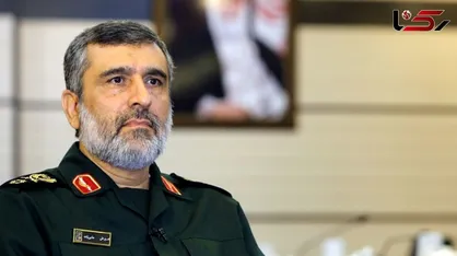 اقامه نماز مغرب سرلشکر رحیم صفوی و محمد مخبر در منزل شهید امیرعلی حاجی&zwnj;زاده + فیلم