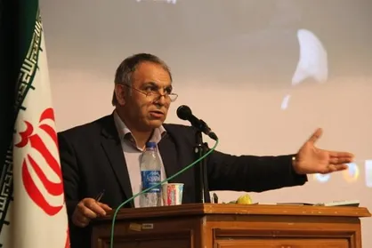 بیرون از محیط دانشگاه فشار&zwnj;هایی وجود دارد تا دانشگاه سیاسی شود!/ دولت از خوابگاه&zwnj;سازی حمایت نمی&zwnj;کند
