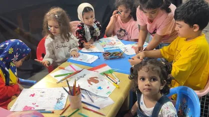 پیرمرد نقاش گیلانی اینگونه سهم خود را در جنگ رمضان ایفا می&zwnj;کند+فیلم