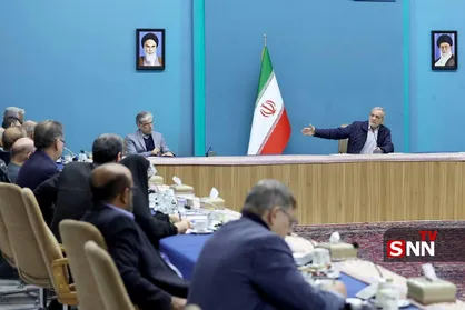 پزشکیان: دانشگاه یکی از کانون&zwnj;های قابل اتکای دولت برای حل مشکلات کشور است