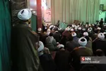 اجتماع طلاب در بیت آ‌یات مکارم شیرازی و علوی گرگانی