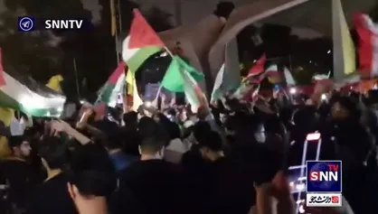 تجمع مردم و دانشجویان روبه&zwnj;روی دانشگاه تهران در واکنش به حمله موشکی سپاه