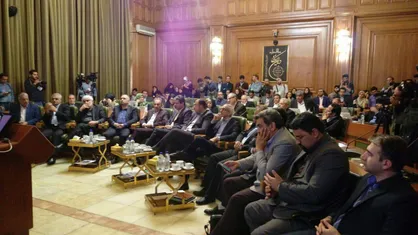 از ترک جلسه توسط هاشمی تا رونمایی نجفی از مریضی جدیدش + عکس