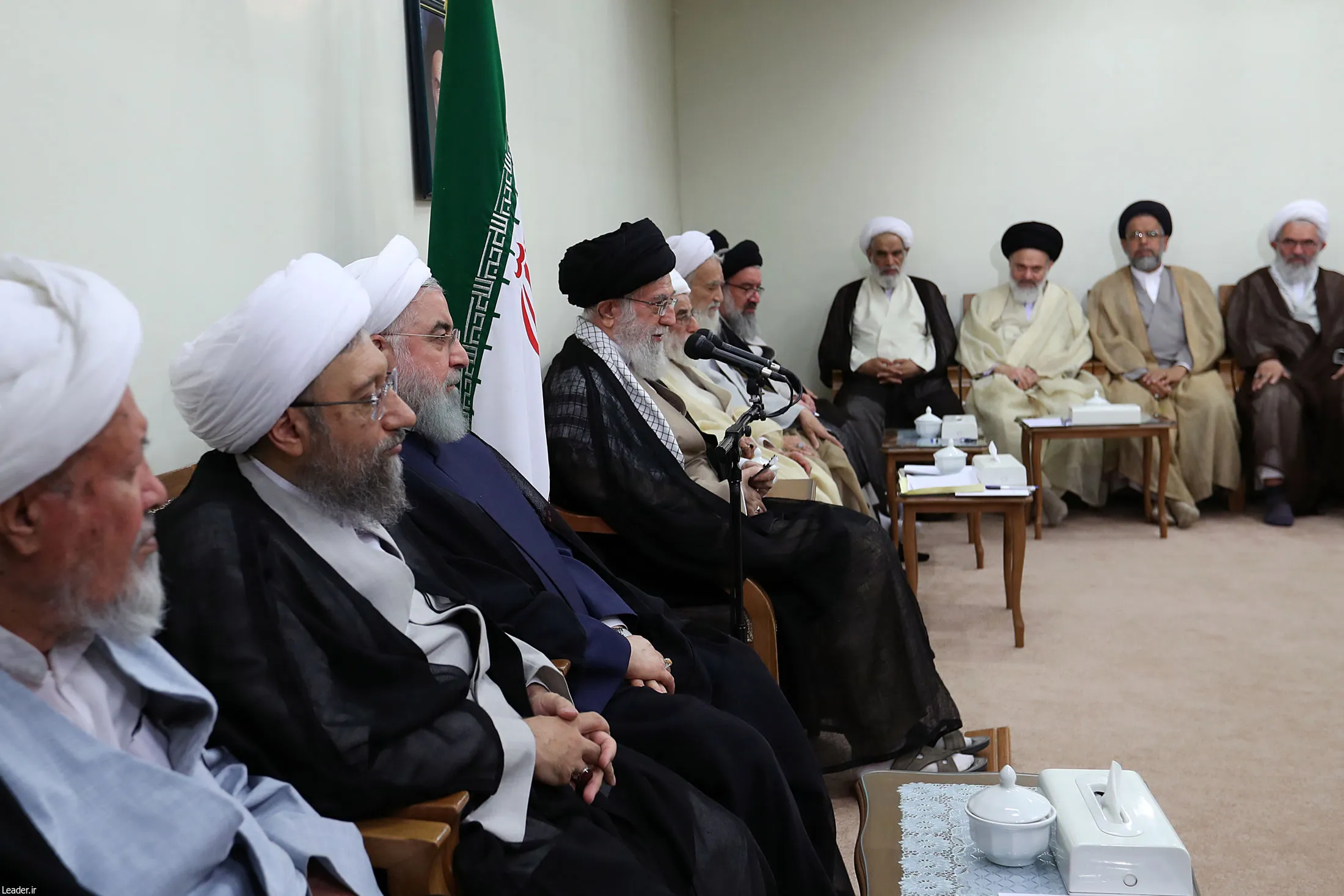 امام خامنه ای