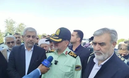 تاکید سردار رادان بر تقویت یگان&zwnj;های انتظامی جنوب استان کرمان+فیلم