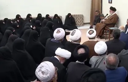 رهبر انقلاب:حوزه&zwnj;های علمیه احتیاج به تحول دارند