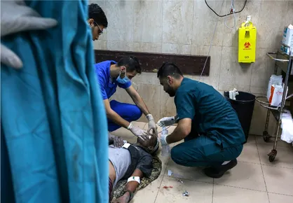 کمبود دارو باعث می&zwnj;شود مجروحان در غزه درد را در سکوت تحمل کنند