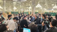 مرکز واکسیناسیون بسیج دانشجویی دانشگاه‌های مشهد در حرم مطهر رضوی افتتاح شد