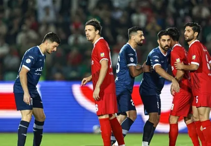 جنگ در روز ولنتاین / جدال صدرنشینی پرسپولیس و گل گهر