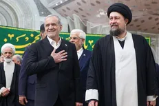 تجدید میثاق رئیس جمهور با آرمان‌های امام راحل