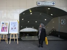 نمایشگاه کاریکاتور «کن از نگاه نزدیک» در متروی تهران