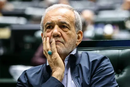 پزشکیان: هیچ امتیازی در تفاهم&zwnj;نامه ندادیم/ آیا نیروهای مسلح موافق آتش&zwnj;بس بودند؟ + فیلم