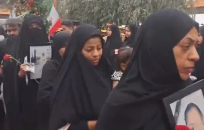 استقبال باشکوه مردم قم از خانواده&zwnj;های شهدای میناب