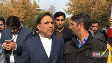 روایتی از مطالبه‌ی دانشجویان دانشگاه فردوسی از آخوندی/ ماجرای عکس و صندلی‌های خالی چه بود؟!