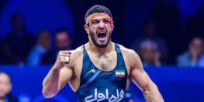 قاسمپور در بین ۵ نامزد برترین آزادکار جهان در سال ۲۰۲۲