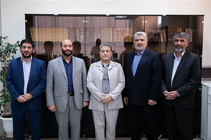 رئیس دانشگاه آزاد اسلامی سرپرست مرکز امور شاهد و ایثارگران دانشگاه را منصوب کرد