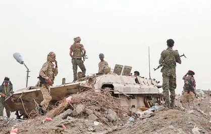 سه فرمانده دولت منصور هادی در ماجرای کودتای عدن برکنار شدند