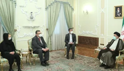 رئیسی: اتحادیه اروپایی نباید تحت تأثیر فشار&zwnj;ها و یکجانبه&zwnj;گرایی آمریکا قرار گیرد
