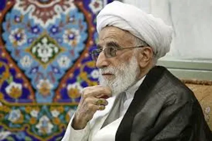 شورای نگهبان در برابر عملکرد غیرانقلابی دولت و مجلس در موضوع FATF ایستادگی کند