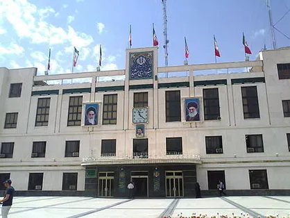 بی&zwnj;ثباتی فرهنگی در پایتخت معنوی