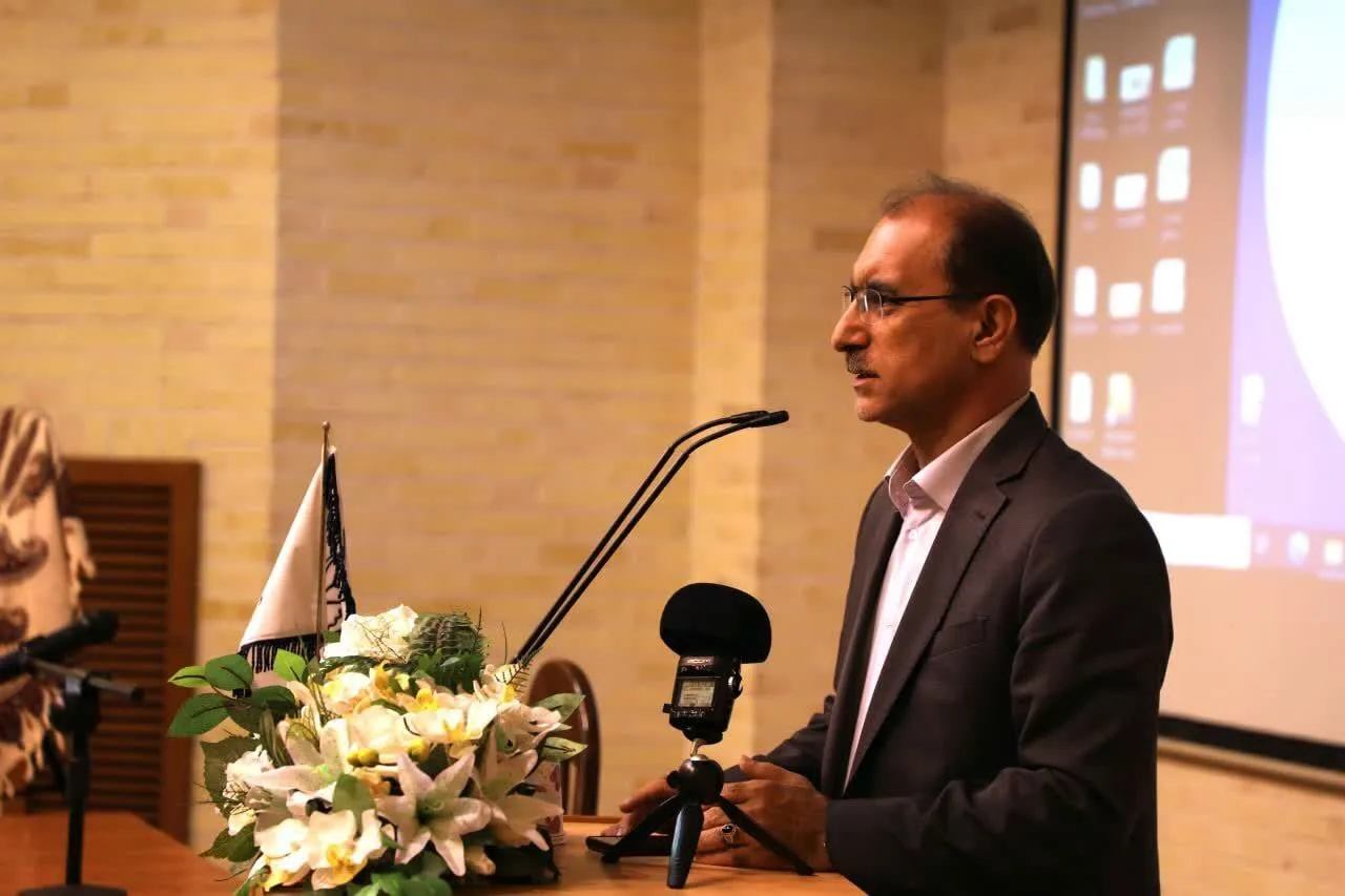 مراسم تجلیل از جهادگران گروه های جهادی استان گیلان در تالار حکمت دانشگاه گیلان