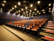 آخرین وضعیت فیلم‌های روی پرده در سینما‌های مشهد و خراسان رضوی (۳ فروردین ۱۴۰۵) + آمار فروش