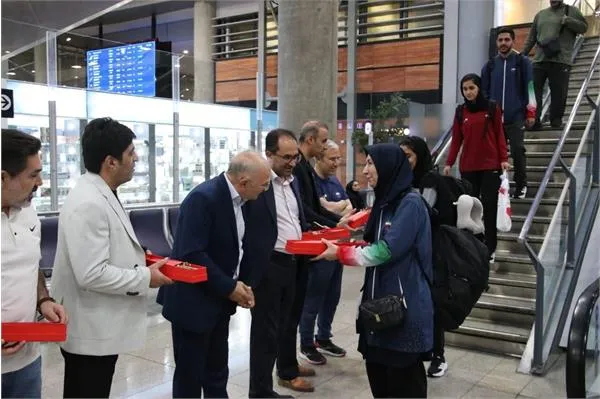 بازگشت تیم ملی تنیس روی میز به تهران