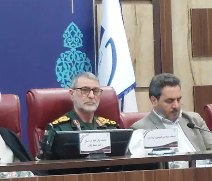 بین مردم و اغتشاشگران فرق است