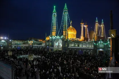 لحظات تحویل سال نو در حرم حضرت معصومه (س)
