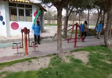 دانشجویان واحد بروجرد برخی از معابر این شهرستان را ضدعفونی کردند